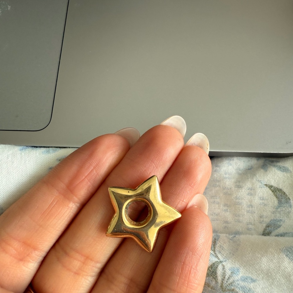 14k large star pendant